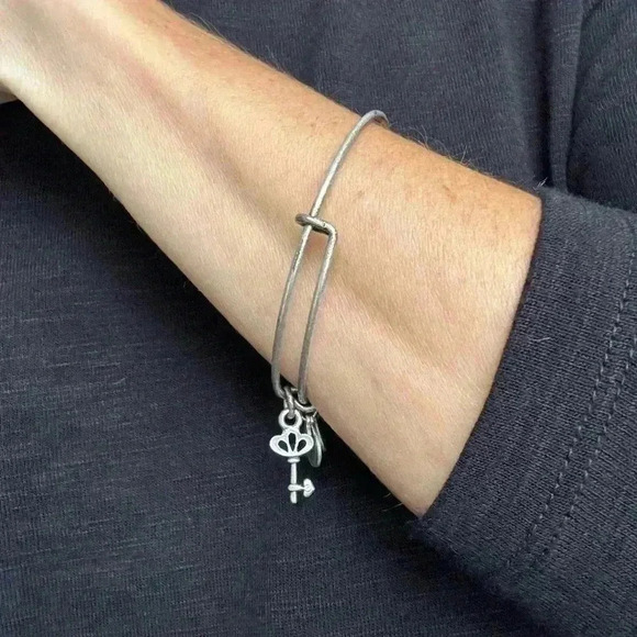 Alex and Ani Skeleton Key Bracelet - Picture 2 of 3